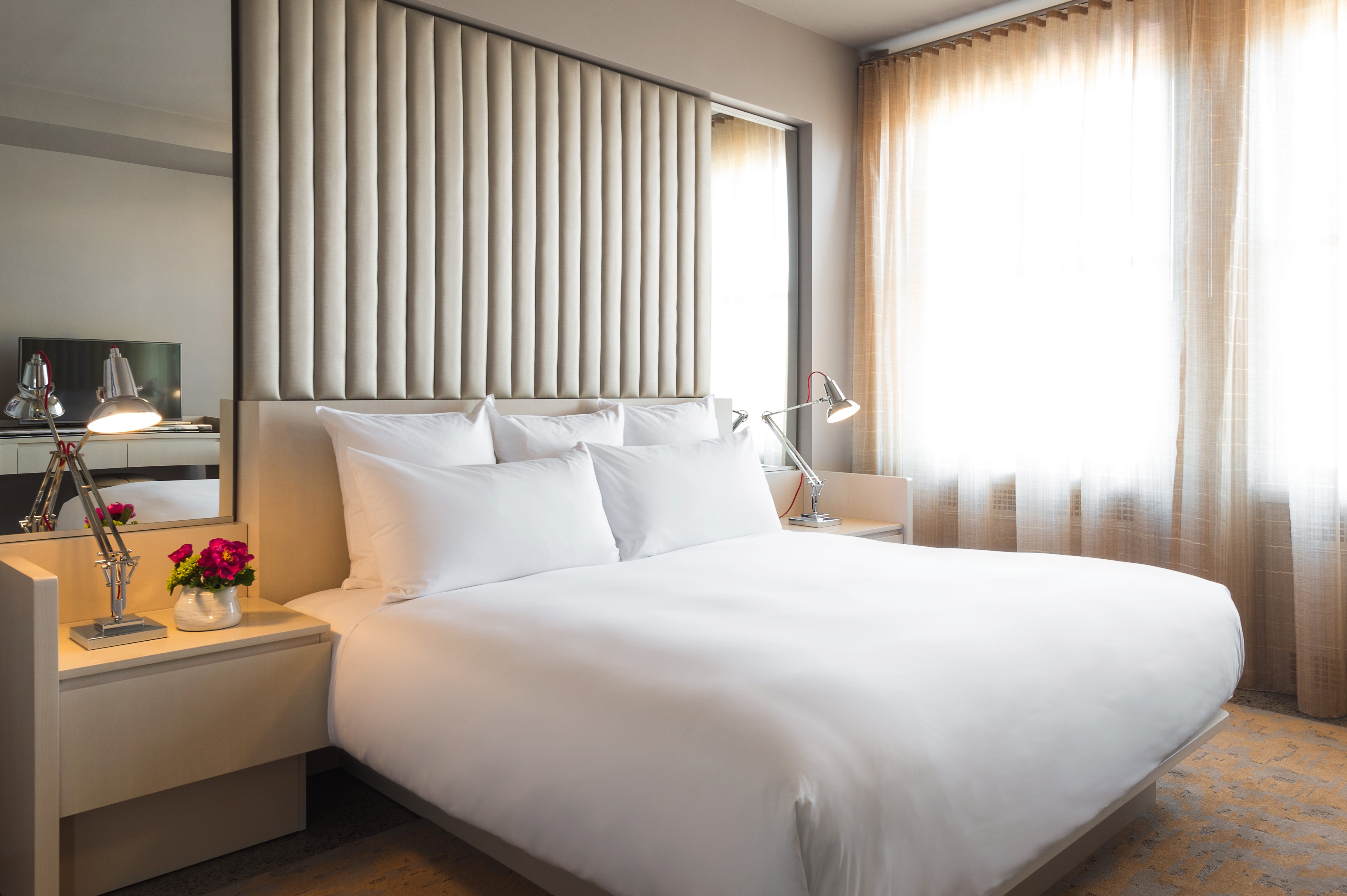 Rooms & Suites - 21c Museum Hotels Durham
