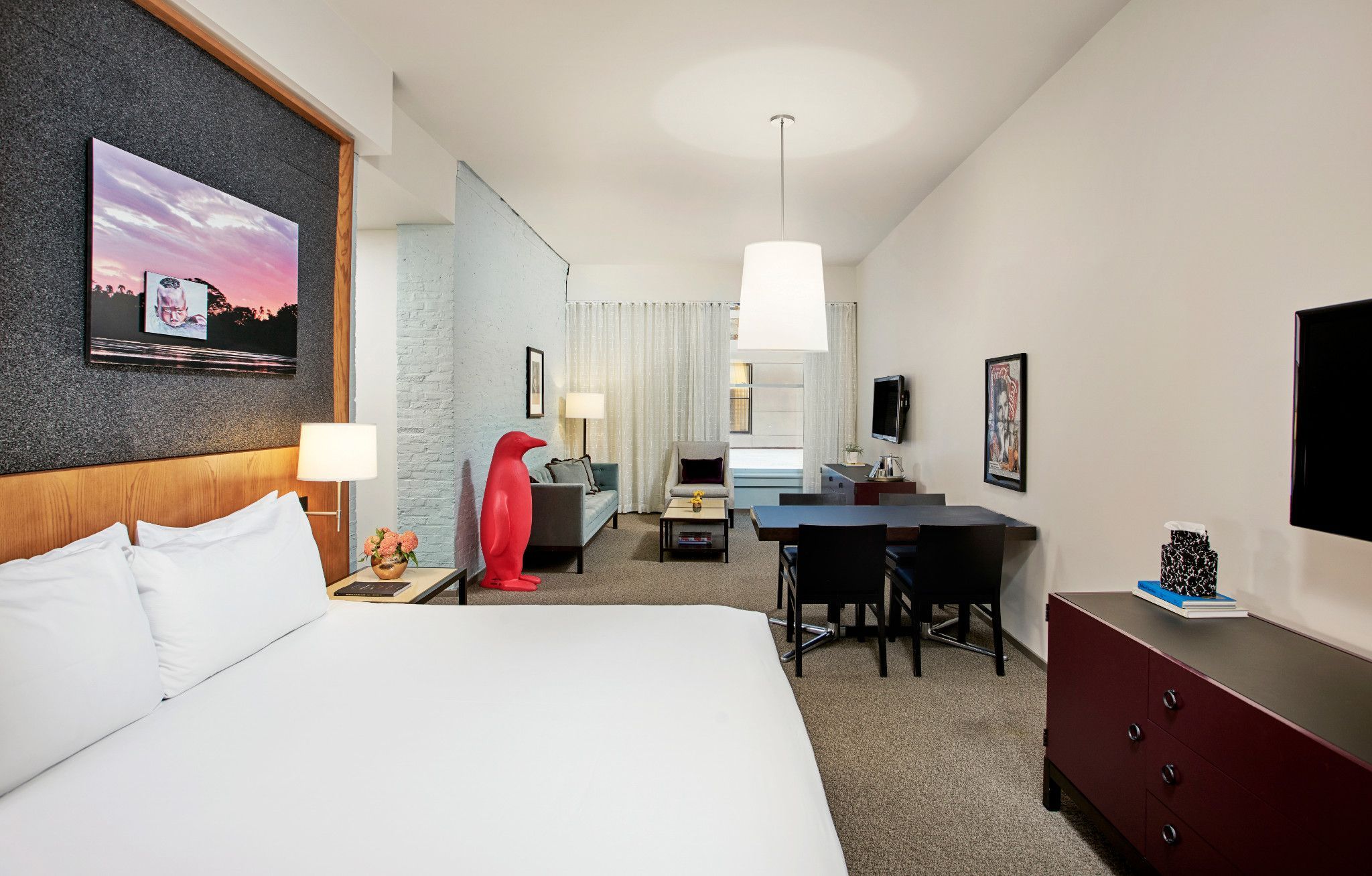 Rooms & Suites - 21c Museum Hotels Louisville