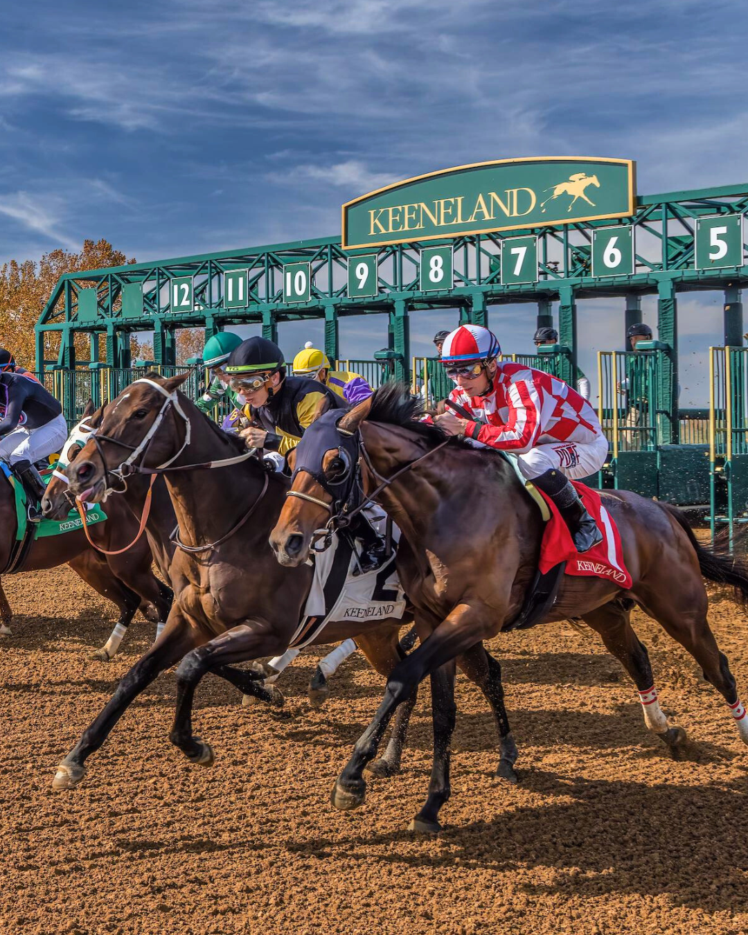 Horses racing at Keeneland in Lexington Kentucky