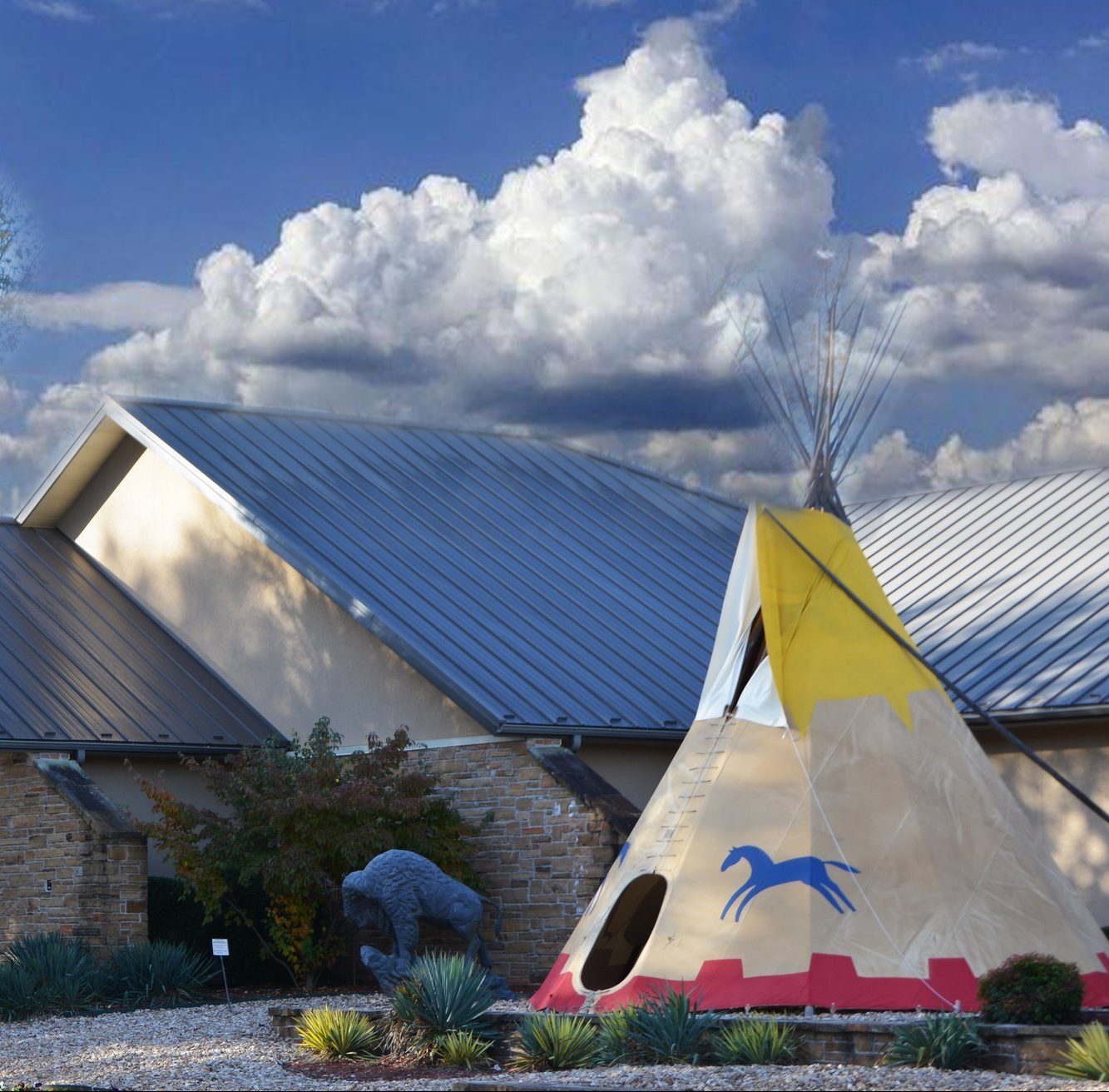 Neighborhood - 21c Museum Hotels Bentonville